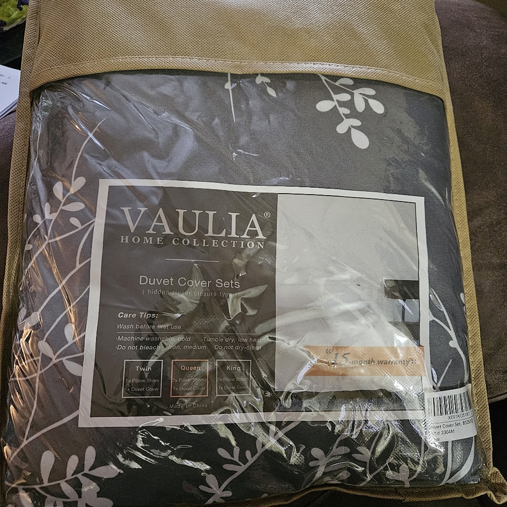 Vaulia Queen Duvet Set